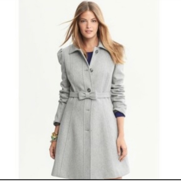 Banana Republic Grey wool coat with bow belt - Picture 1 of 5